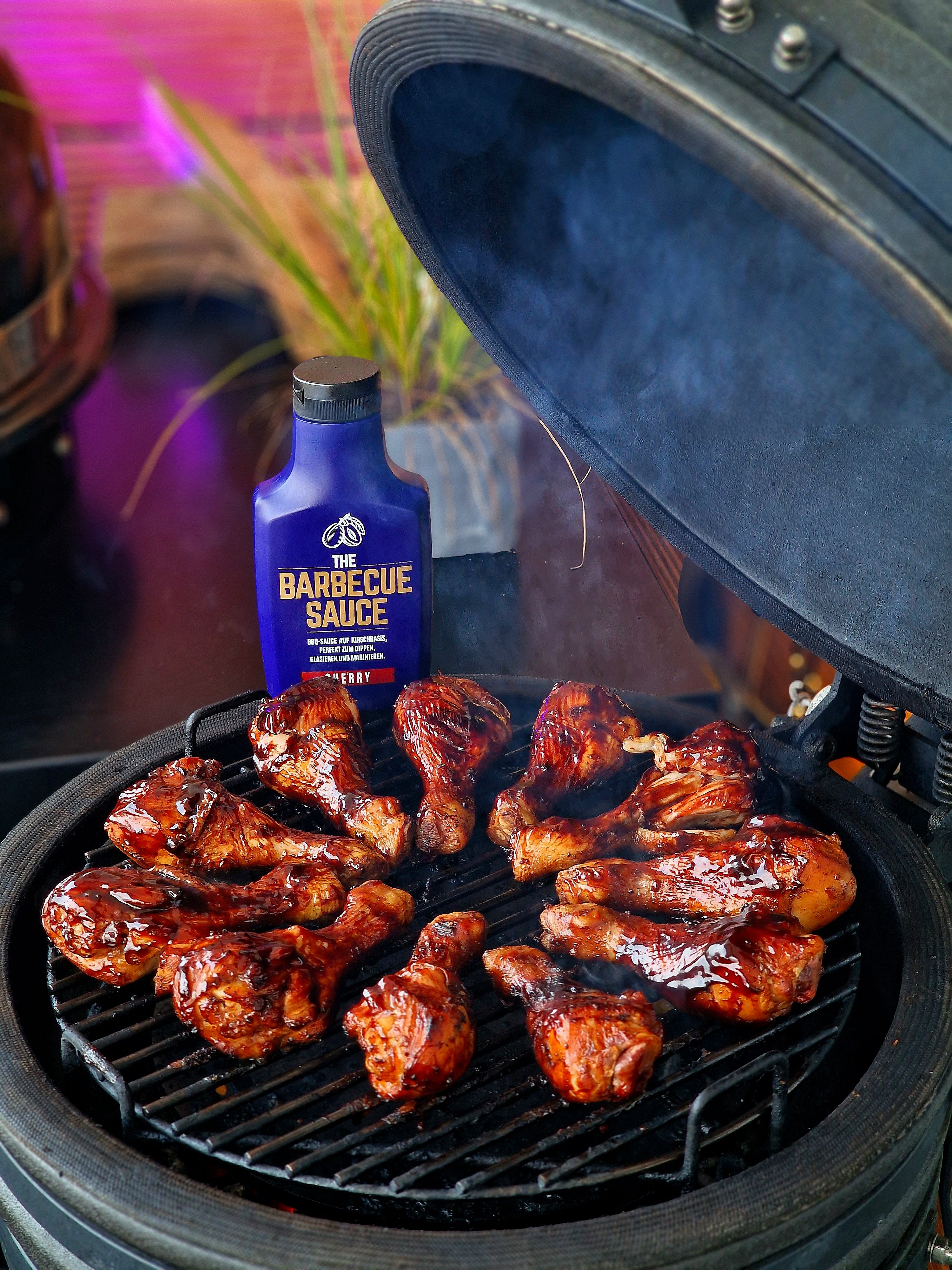 Chicken Wings mit Cherry BQB Sauce auf Kirschbasis, Die Besten Chciekn WIngs, die Du jemals probieren wirst. Mariniert mit Magic Dust und glasiert mit Kirsch Grillsauce.