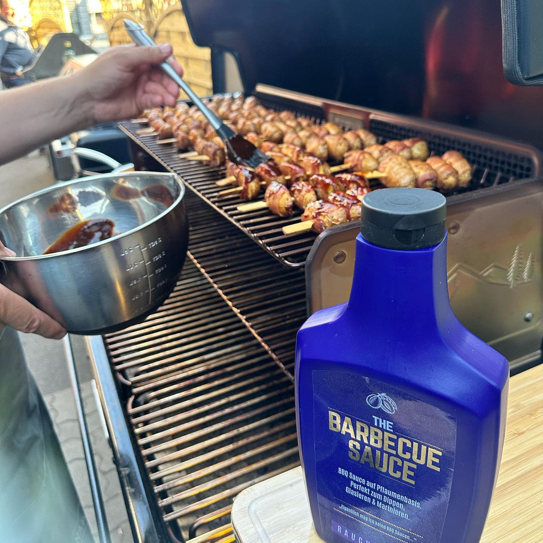BBQ-Sauce für Profis – Perfekt für Restaurants, Catering & Foodtrucks“
Handgemachte BBQ-Sauce mit einzigartiger Pflaumennote, ideal für Burger, Steaks & Rippchen. Direkt vom Hersteller – in verschiedenen Gebindegrößen erhältlich